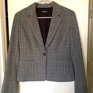 Tahari Blazer